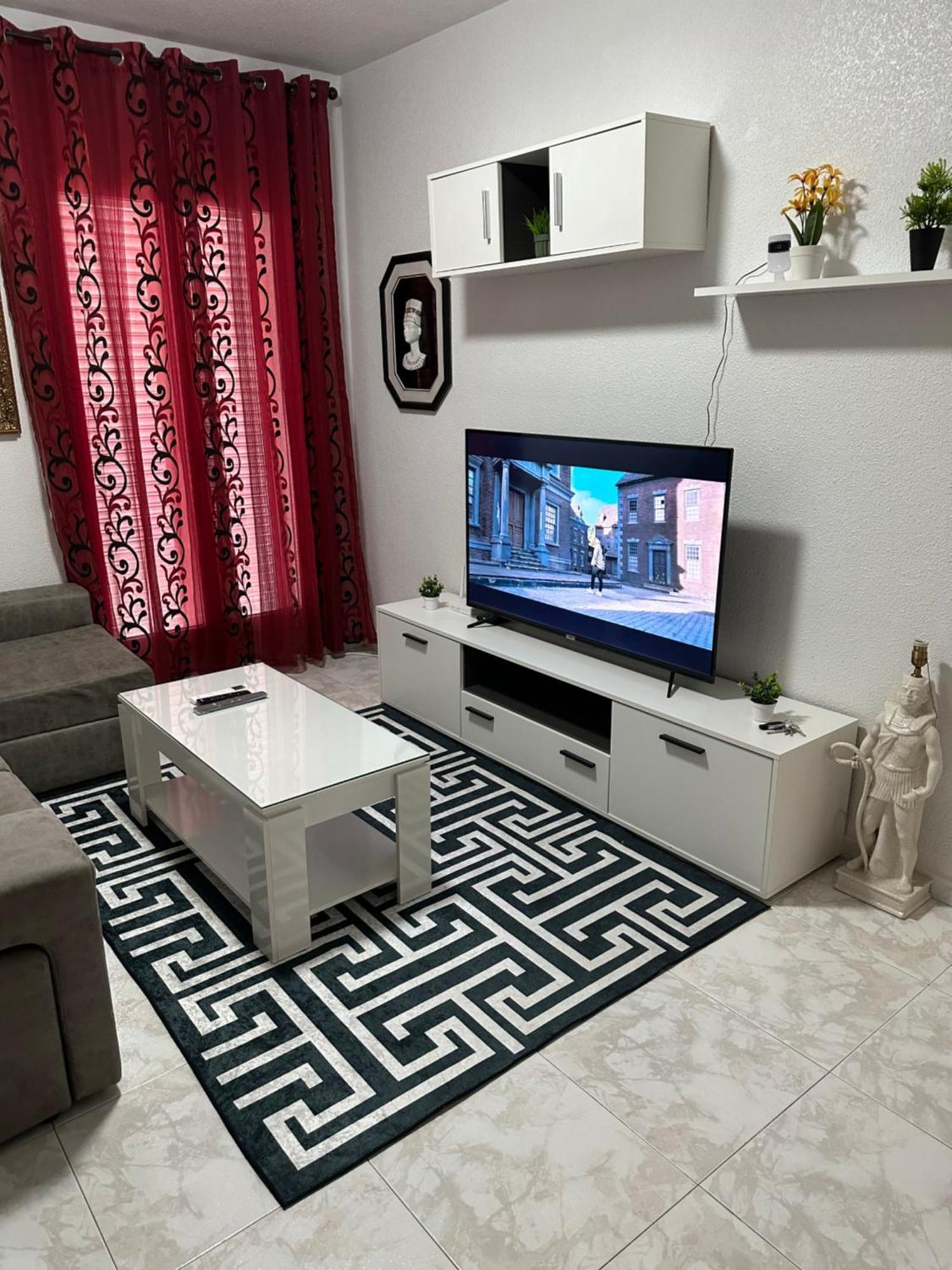 Apartament Luxor Daire Linares  Dış mekan fotoğraf